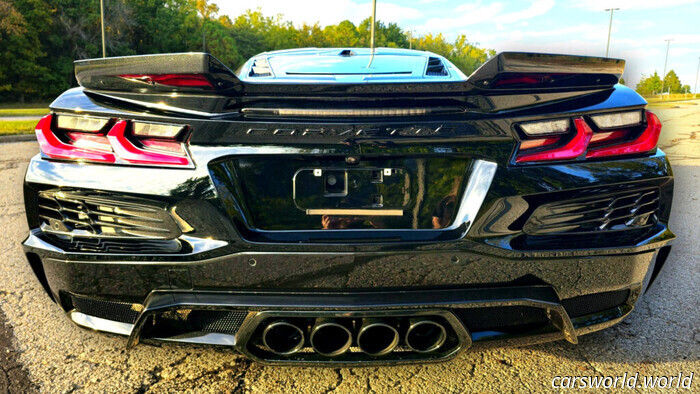Техник дилера GM купил эту новую Corvette Z06, но хочет от неё избавиться всего после 2,4 тыс. миль | Carscoops